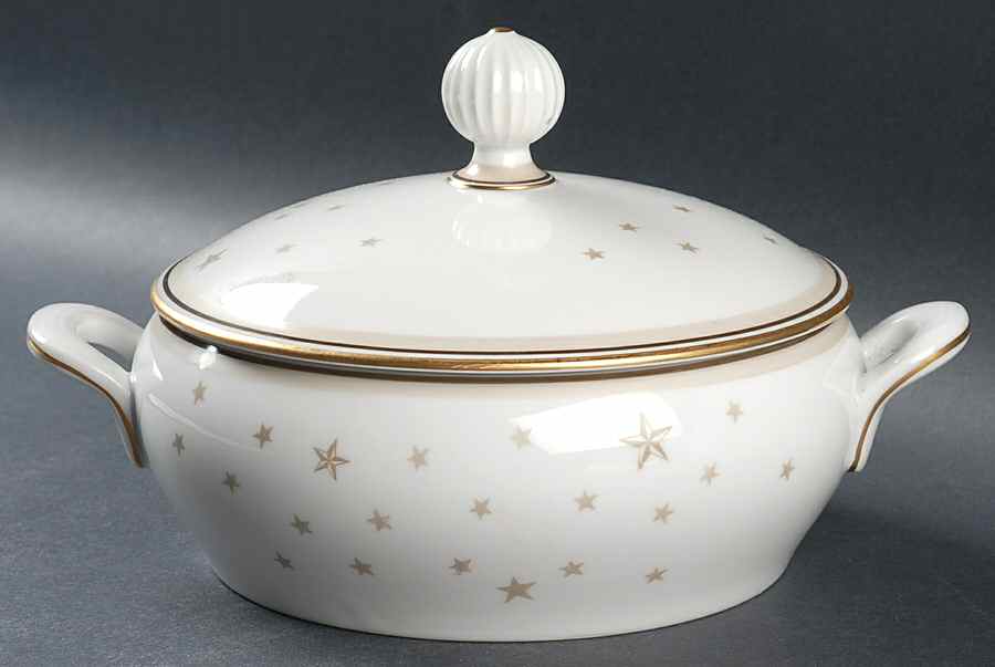 BIG63 Round Covered Vegetable by Bing & Grondahl-1