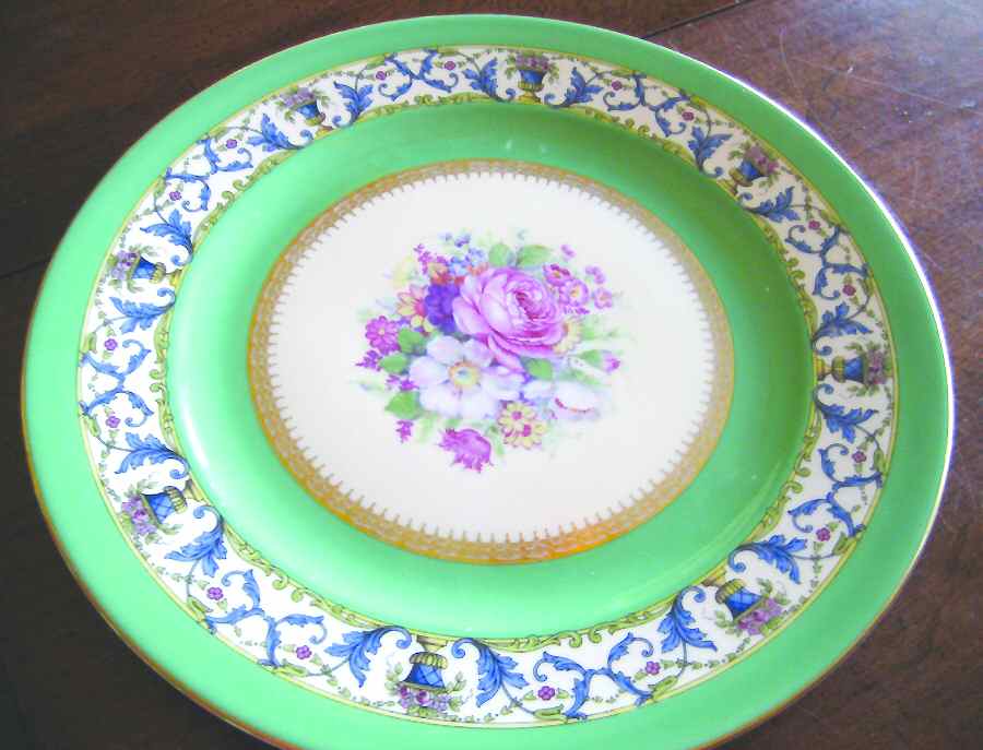BAV261 Dinner Plate by Bavaria-1