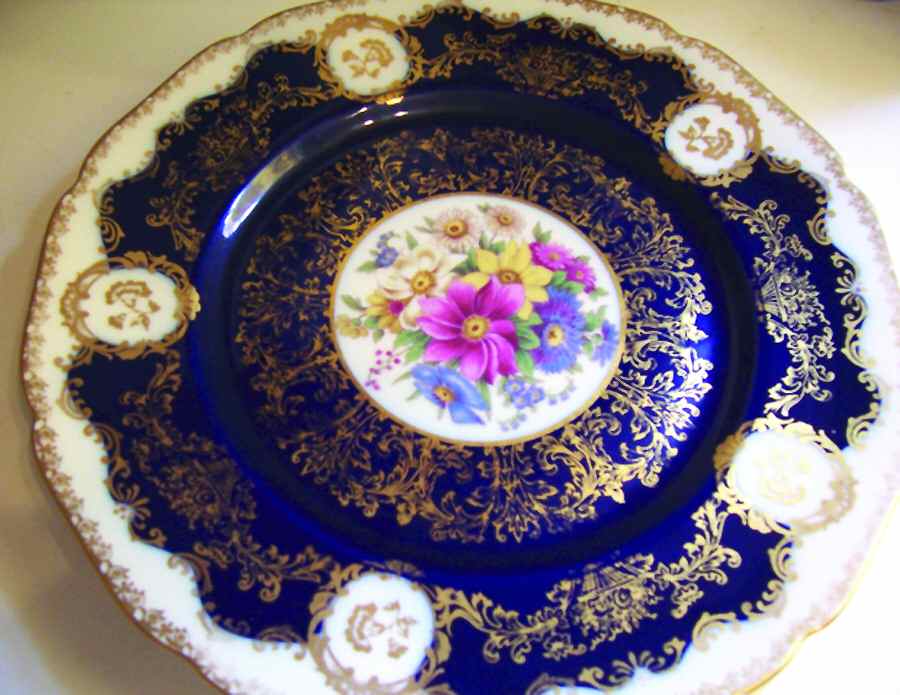 506 Dinner Plate by Black Knight-1