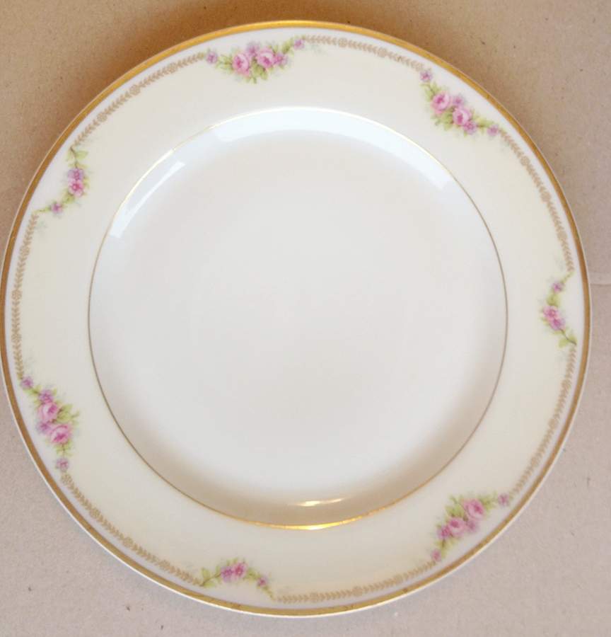 BWD515 Luncheon Plate by Bawo & Dotter-1