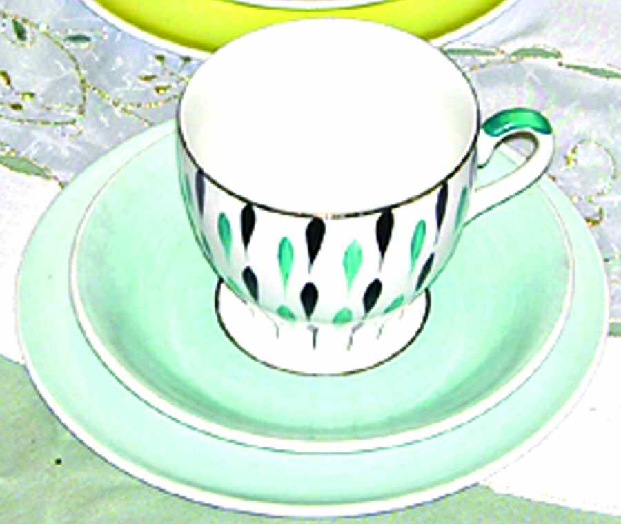 BTT41 Flat Cup & Saucer Set by Barratts-1
