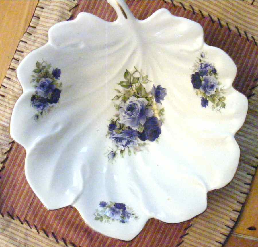 Blue Victorian Rose Collection 8" Leaf Dish by Baum Brothers-1