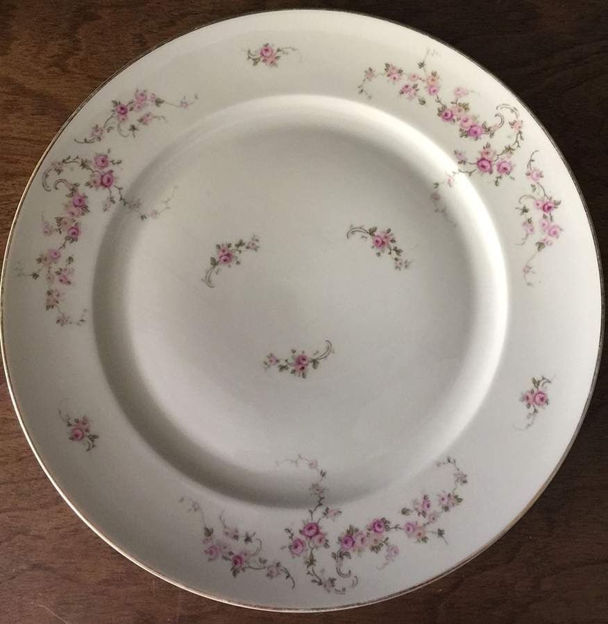 BAV288 Dinner Plate by Bavaria-1