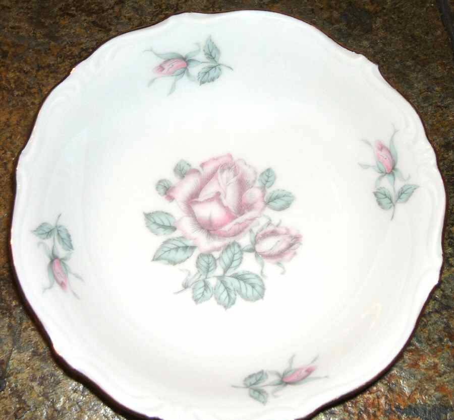 WIG1078 Fruit/Dessert (Sauce) Bowl by Winterling - Bavaria-1