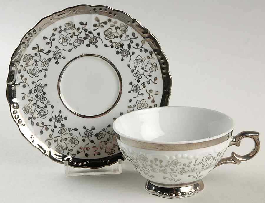 BTH188 Footed Cup & Saucer Set by Bareuther & Co-1