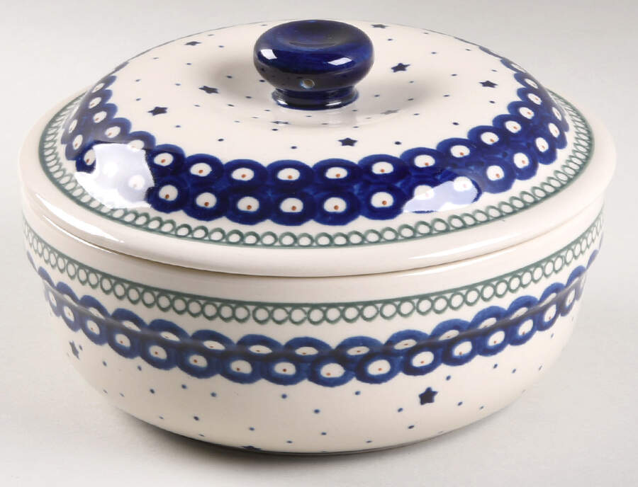 BOW12 1.25 Qt Round Covered Casserole by BOLESLAWIEC-1