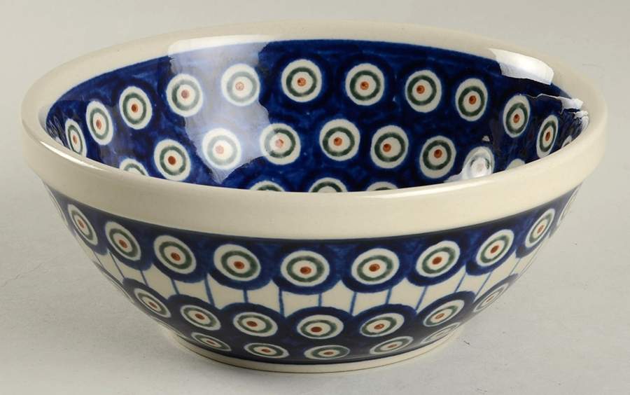 Traditional 7" Round Vegetable Bowl by BOLESLAWIEC-1