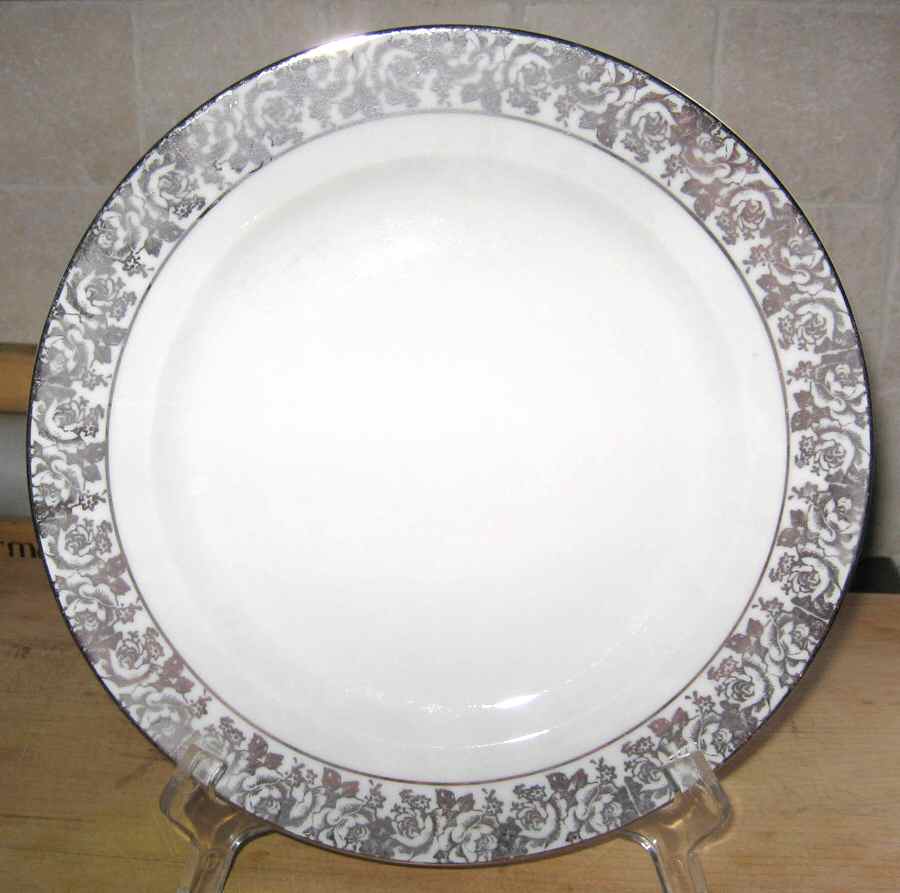 BAV299 Dinner Plate by Bavaria-1