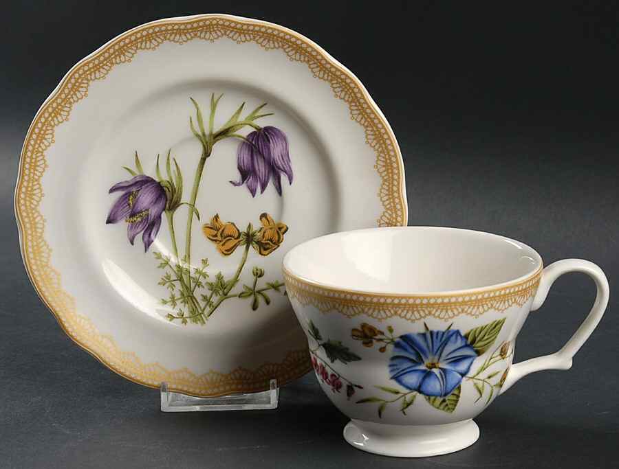 Crochet Flowers Footed Cup & Saucer Set by Biltmore for Your Home-1