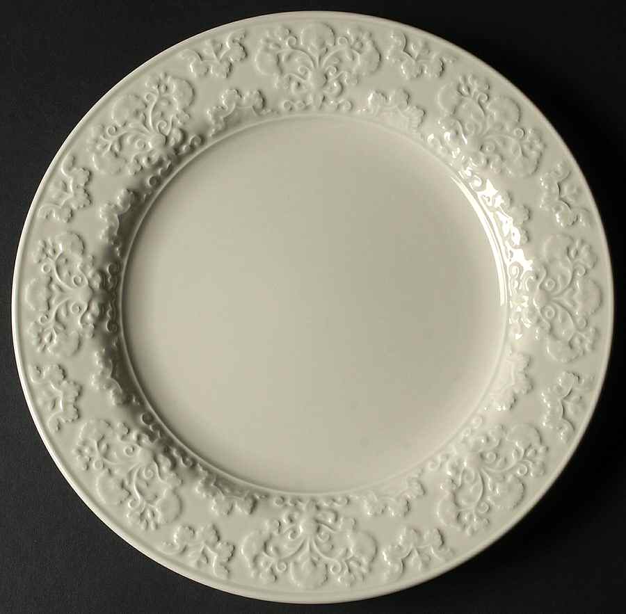 Phoebe Cream Dinner Plate by Biltmore for Your Home-1