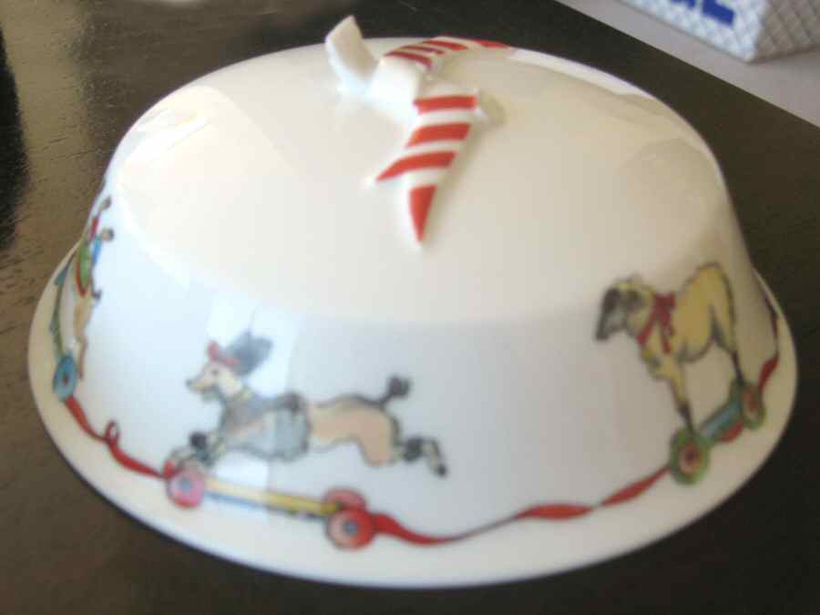 La Ronde des Jouets Lid for Muffin Dish by Bernardaud-1
