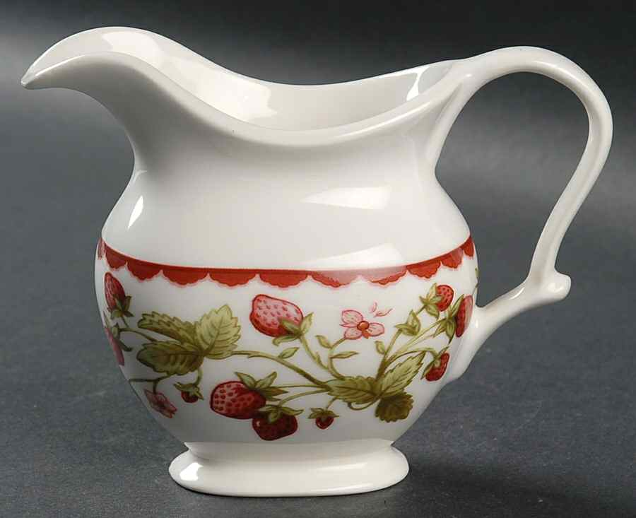 Harvest Berry Creamer by Biltmore for Your Home-1