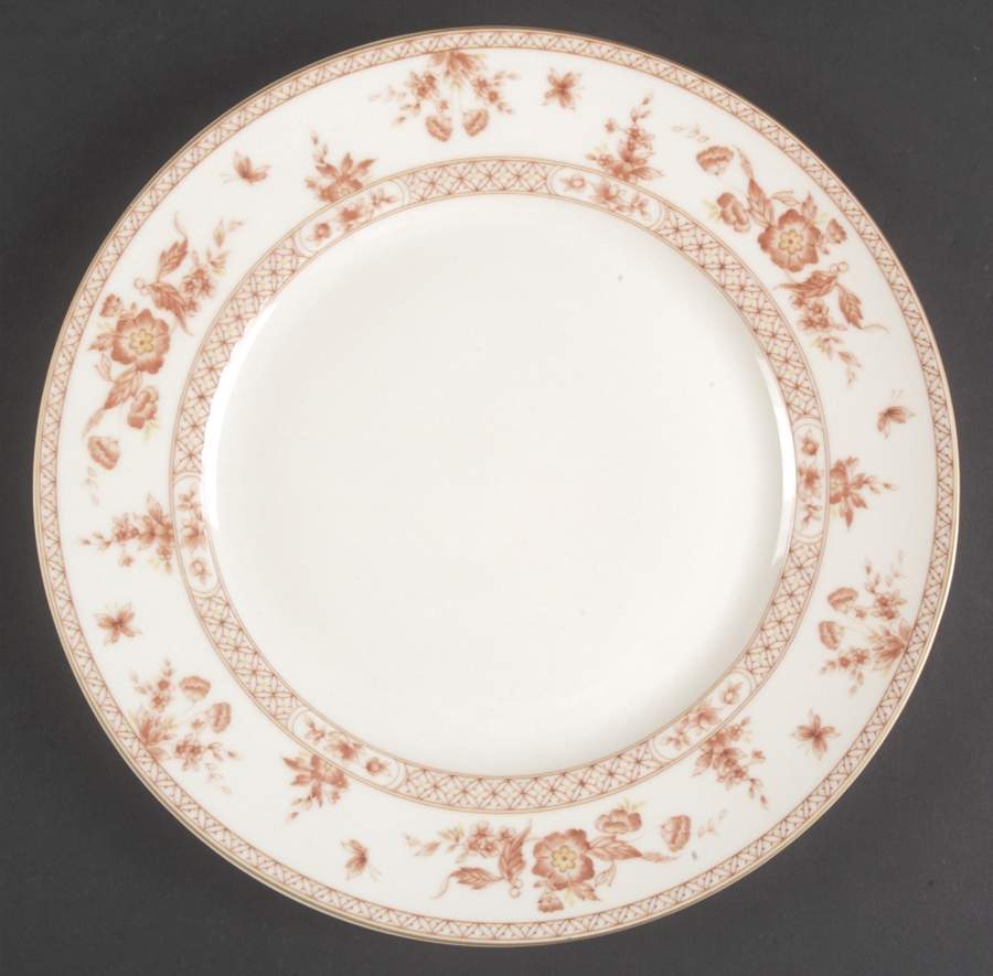 Lattice Dinner Plate by Biltmore for Your Home-1