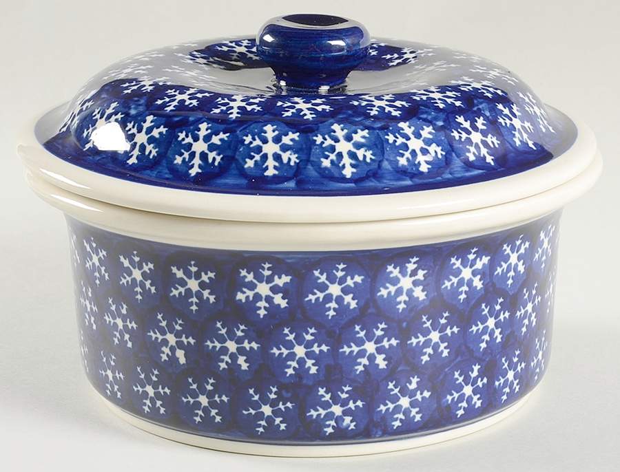 BOW17 1 Qt Round Covered Casserole by BOLESLAWIEC-1