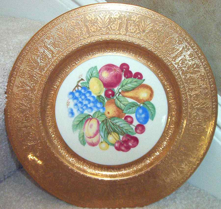 BNL12 Dinner Plate by Bern Lan-1