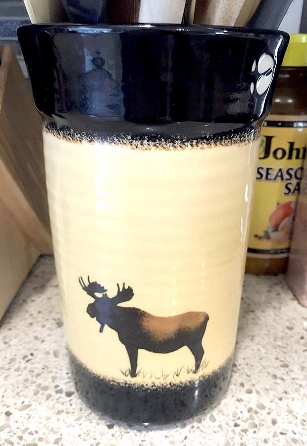 Brushwerks Moose Utensil Holder by Big Sky Carvers-1