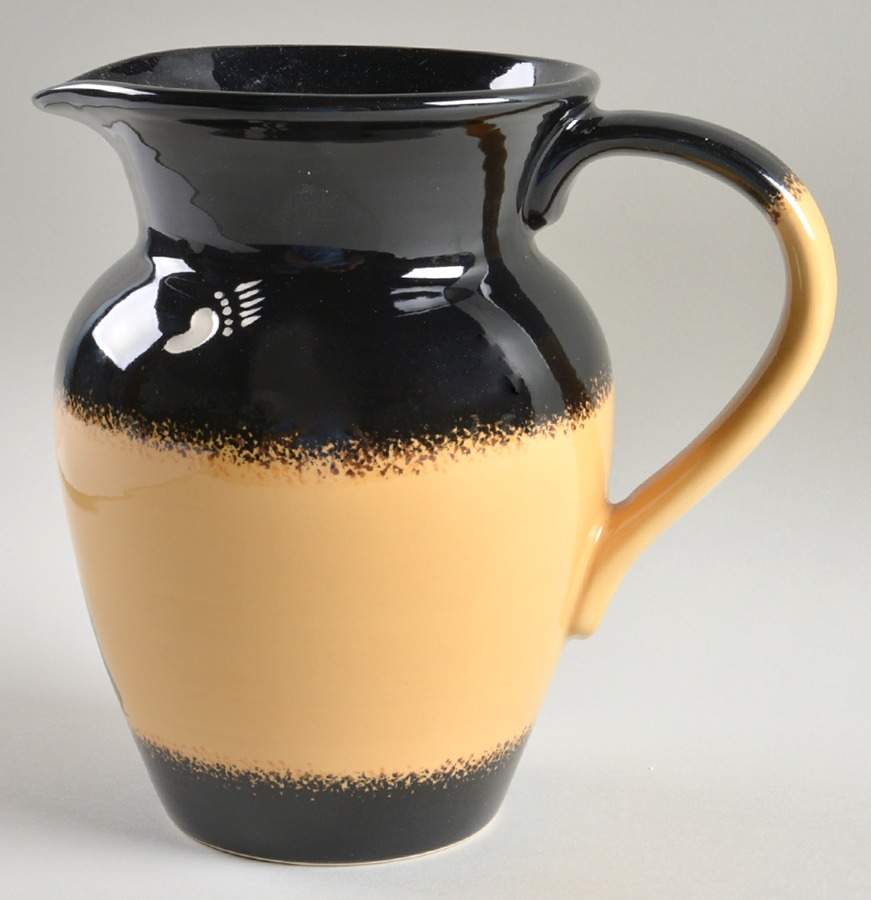Brushwerks Bear 40 Oz Pitcher by Big Sky Carvers-1