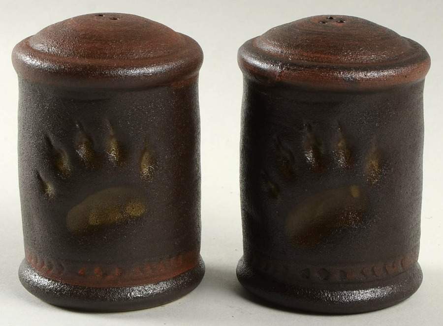 Maskwa Ridge Salt & Pepper Set by Big Sky Carvers-1