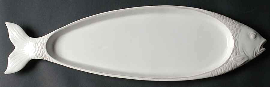 Seahorse and Seashell Menagerie White 21" Fish Platter by Blue Sky-1