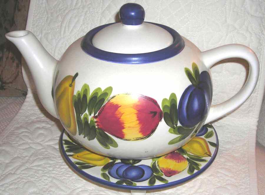 BAU61 Teapot & Lid by Baum Brothers-1