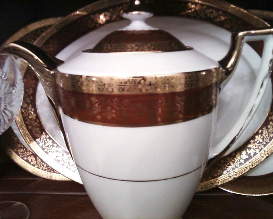 BLK148 Coffee Pot & Lid by Black Knight-1