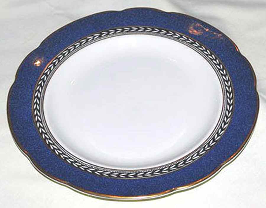C4664 Dinner Plate by Bishop & Stonier-1