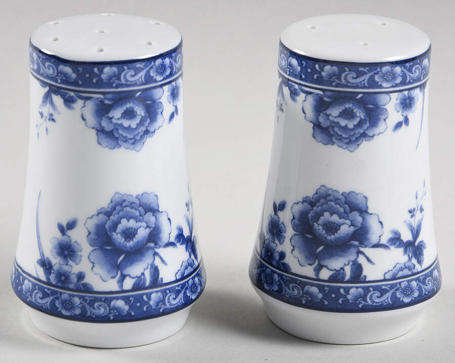 Blue Rose Salt & Pepper Set by Baum Brothers-1