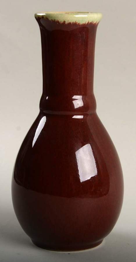 Tudor 8" Vase by Bombay-1