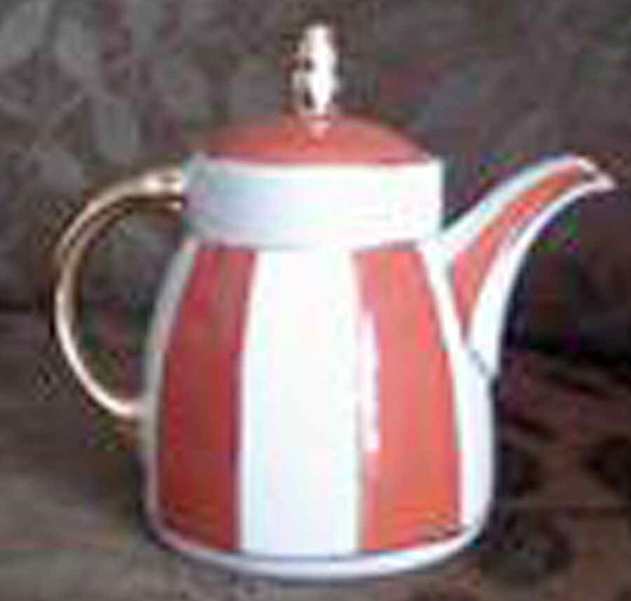BAV349 Teapot & Lid by Bavaria-1