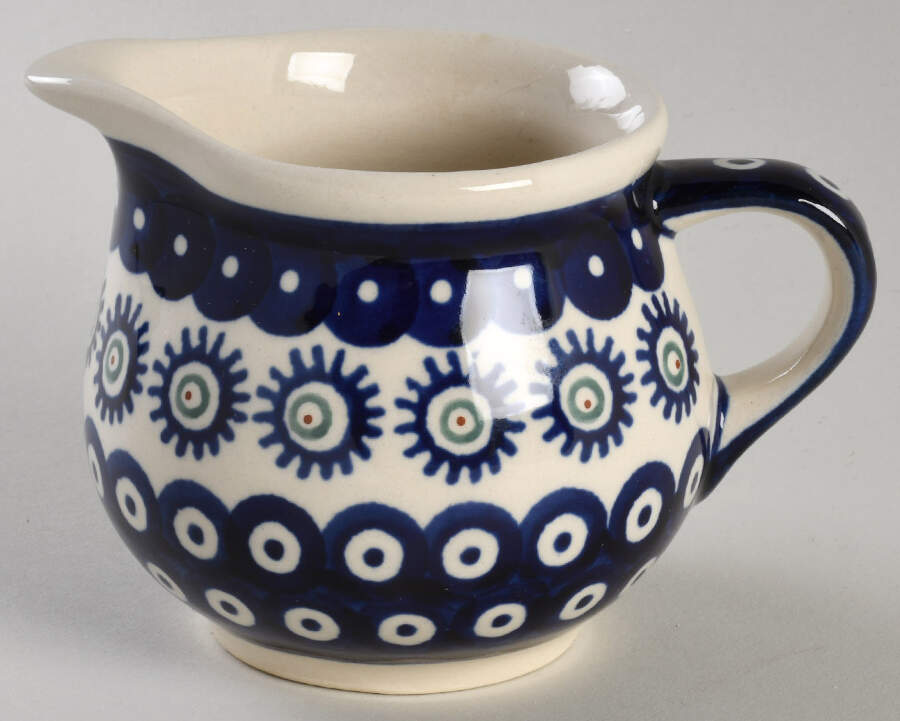 BOW29 Creamer by BOLESLAWIEC-1