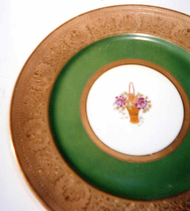 BOJ89 Dinner Plate by Jean Boyer (Limoges)-1