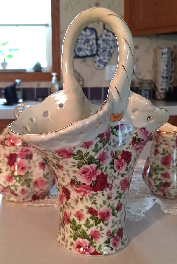 Victorian Rose Chintz 9" Handled Basket by Baum Brothers-1