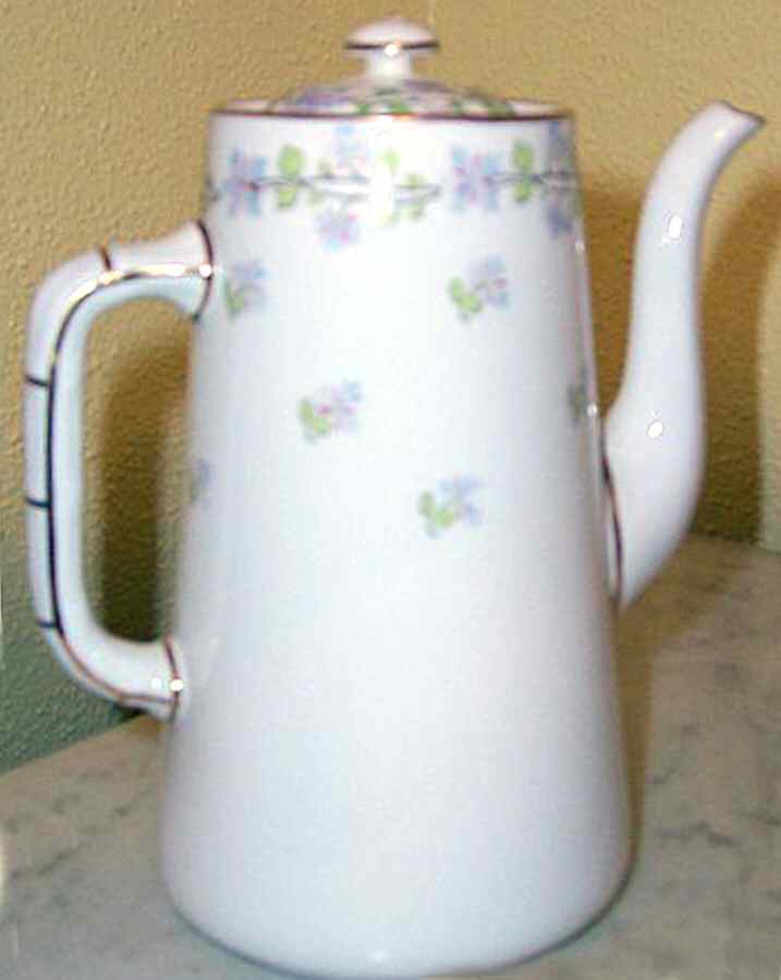 H653 Coffee Pot & Lid by Bishop & Stonier-1