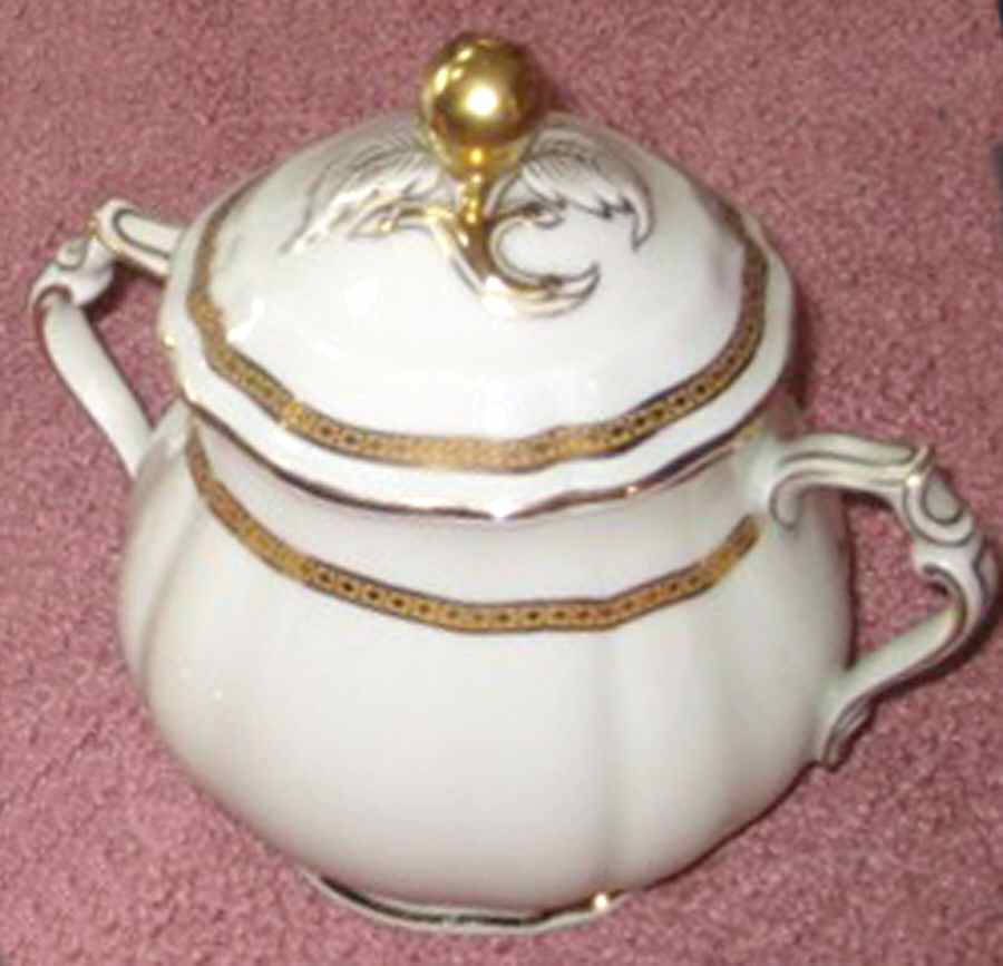 BER535 Sugar Bowl & Lid by Bernardaud-1