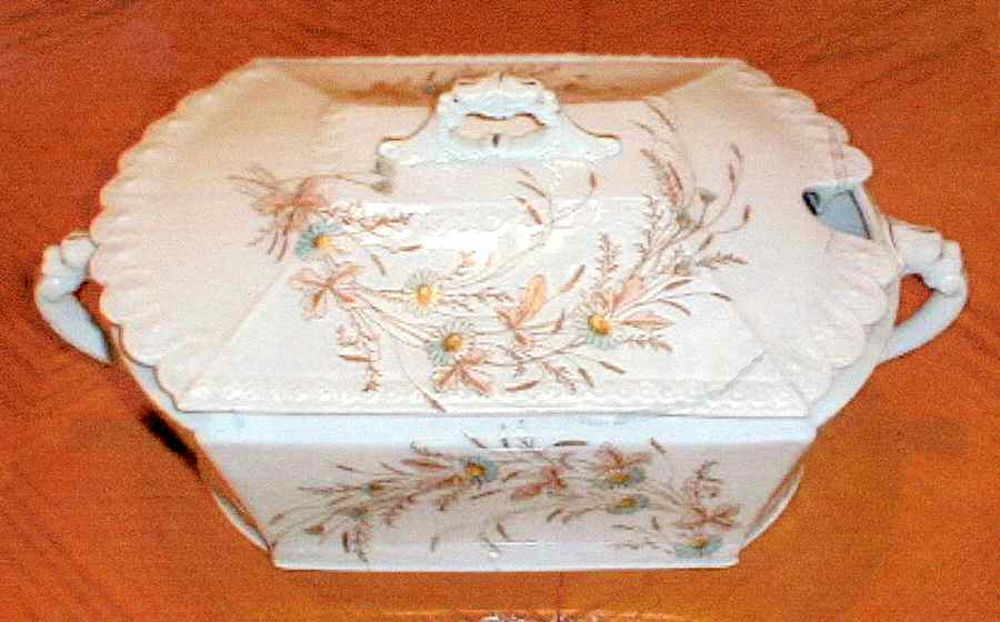 1922 Rectangular Tureen & Lid by B S M-1