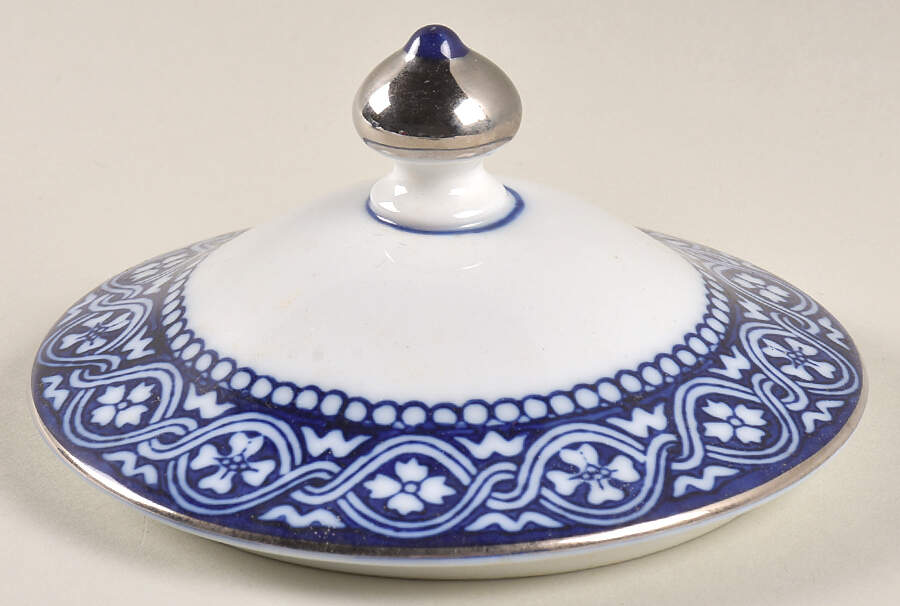 Grace Lid for Flat Cup & Saucer Set by Bombay-1