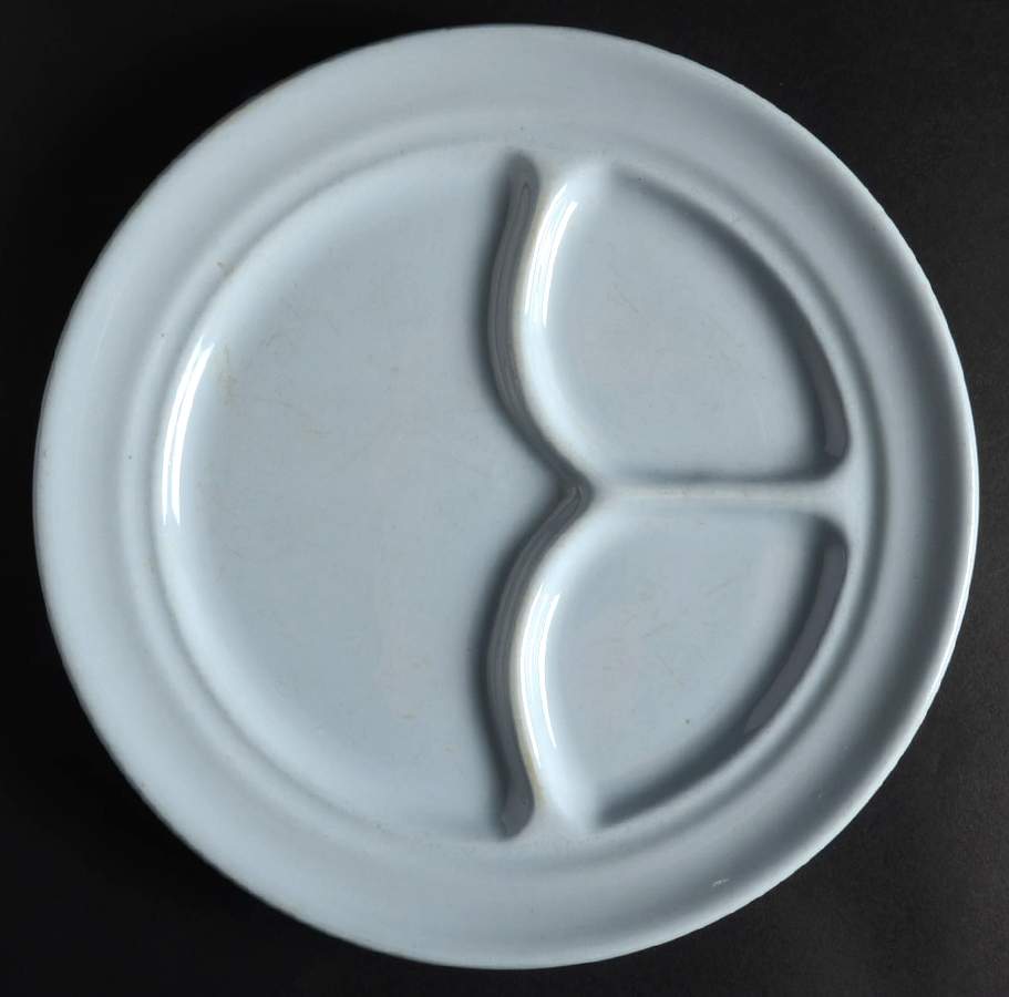 Lune Blue Grill Plate by Buffalo Pottery-1