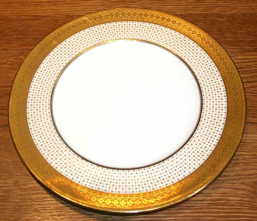 V2851 Dinner Plate by Brown, Westhead & Moore-1