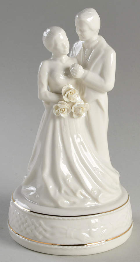 Claddagh Collection Bride and Groom Cake Topper by Belleek Pottery (Ireland)-1