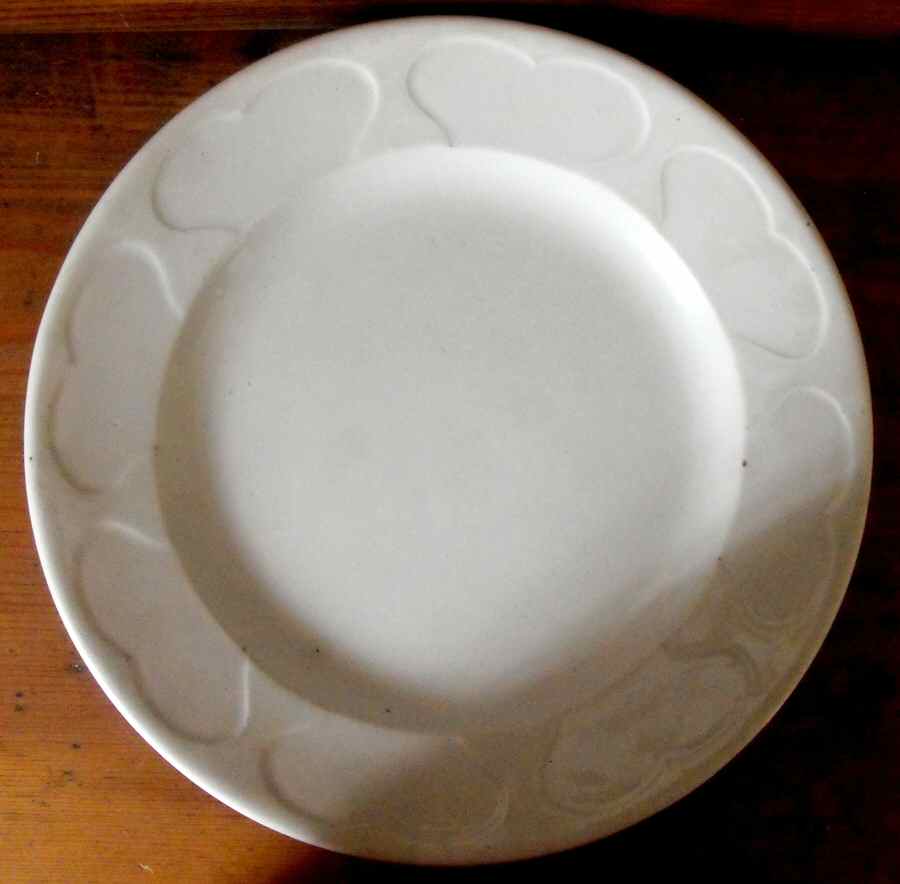 BWU1 Dinner Plate by Barrow & Co-1