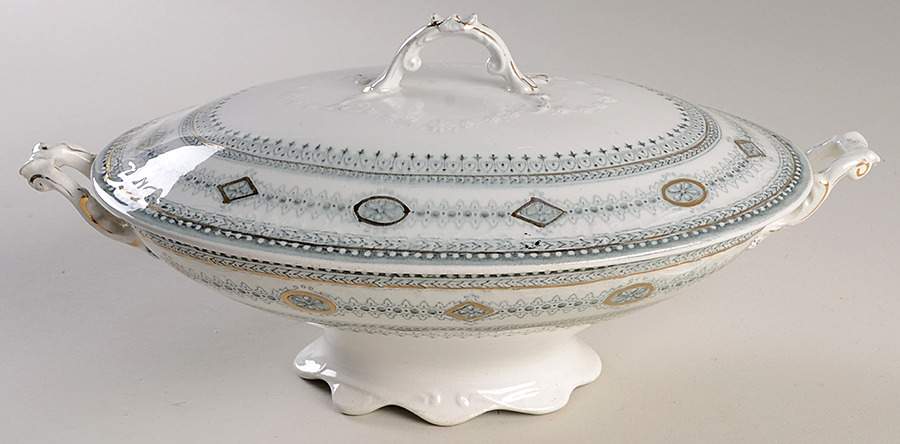 Dalmeny Green Oval Covered Vegetable by Burgess & Leigh-1