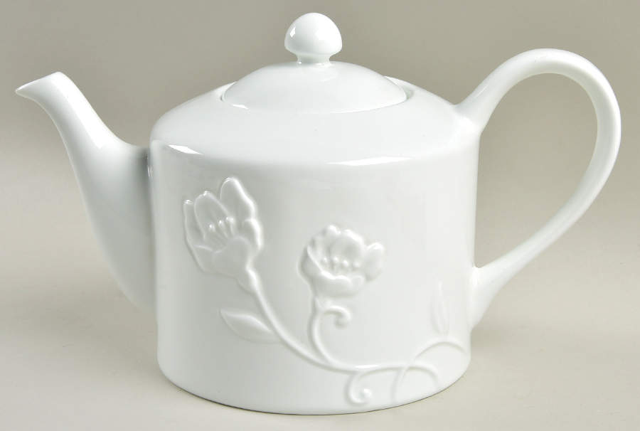 Delphine Teapot & Lid by Bella Lux-1