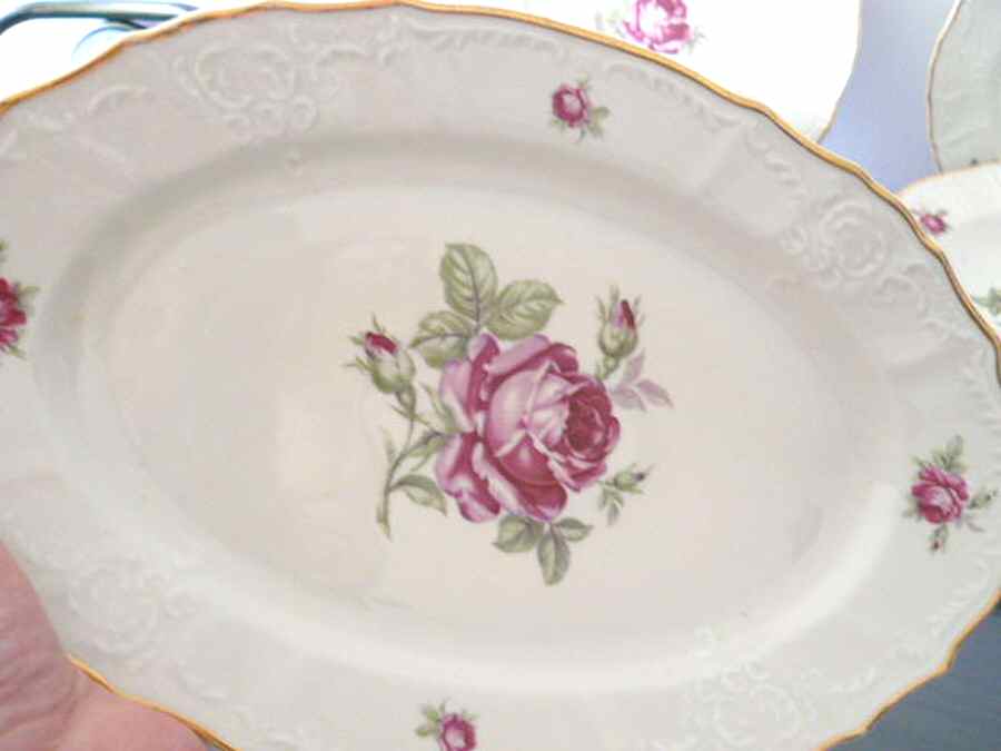 THU558 14" Oval Serving Platter by Thun-1