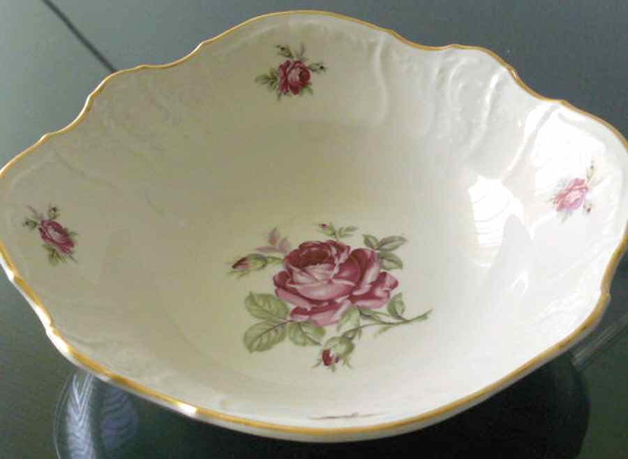 THU558 9" Round Vegetable Bowl by Thun-1