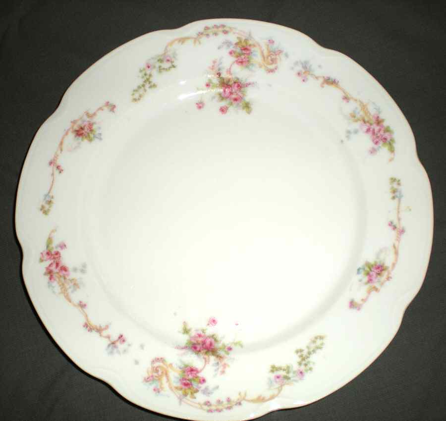 BNK7 Dinner Plate by Benedikt Brothers-1
