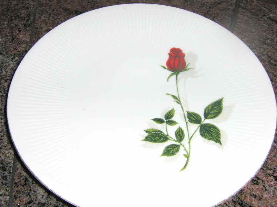 Rote Rose Dinner Plate by Bavaria-1