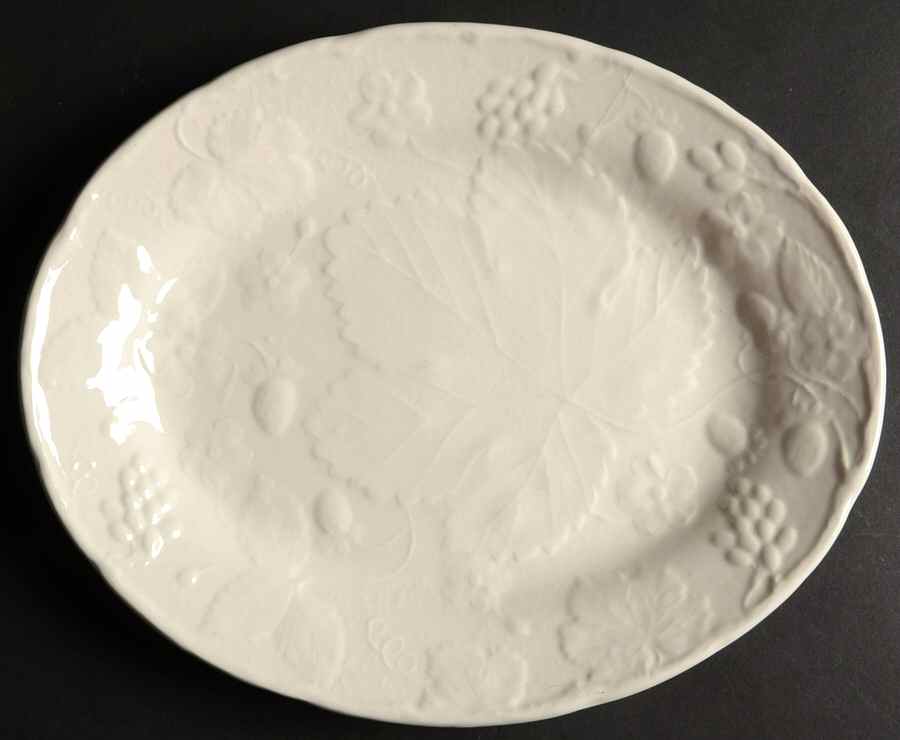 Strawberry and Grape Leaf Pale Green (Davenport) 11" Oval Serving Platter by Burgess & Leigh-1