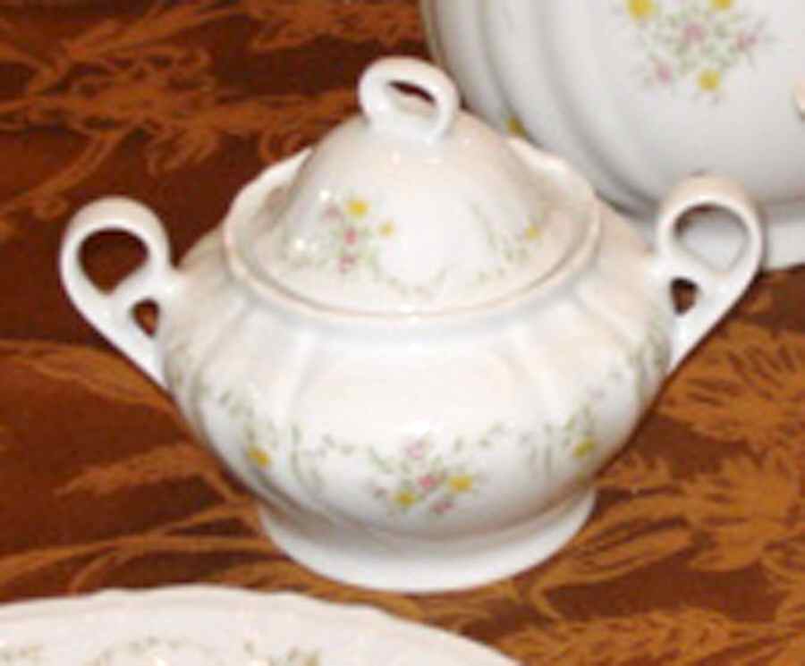BTH238 Sugar Bowl & Lid by Bareuther & Co-1