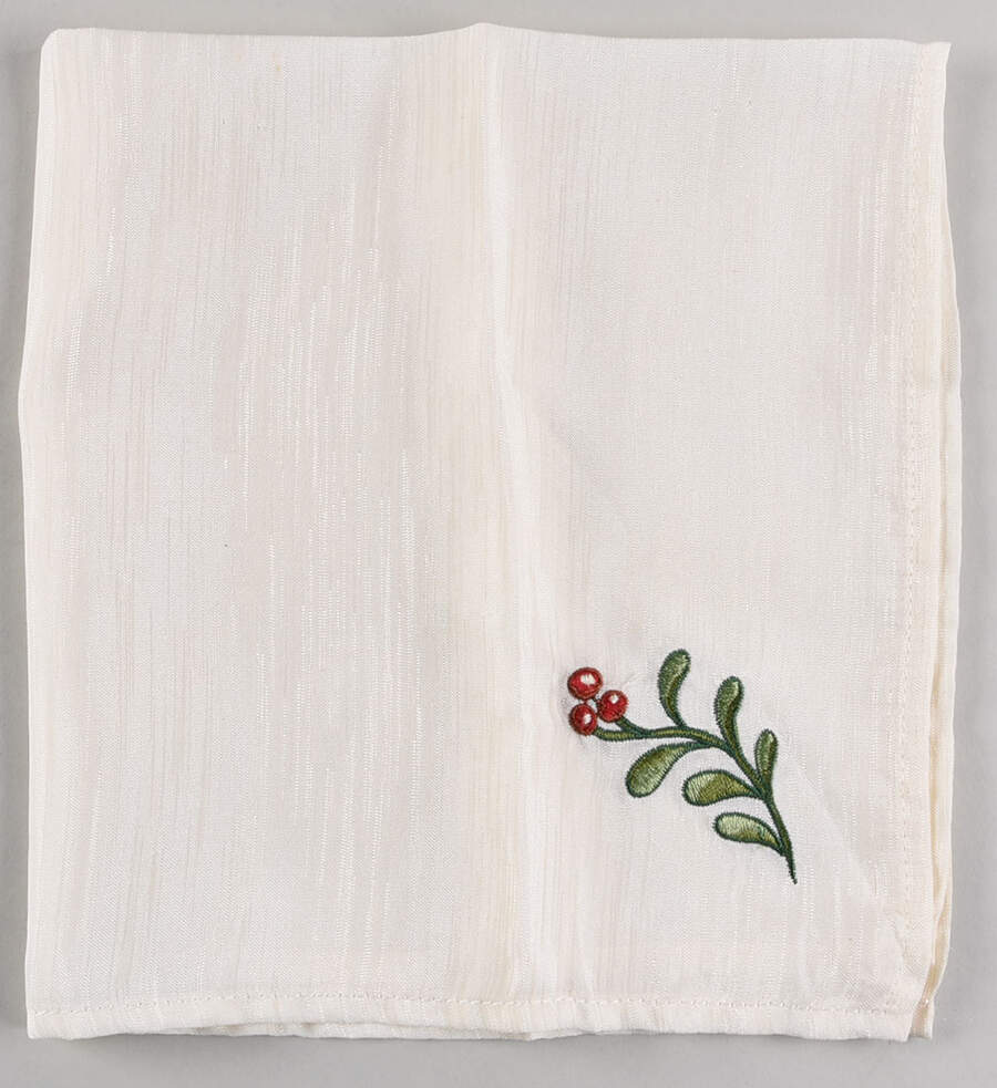 Mistletoe Cloth Napkin by Better Homes and Gardens-1