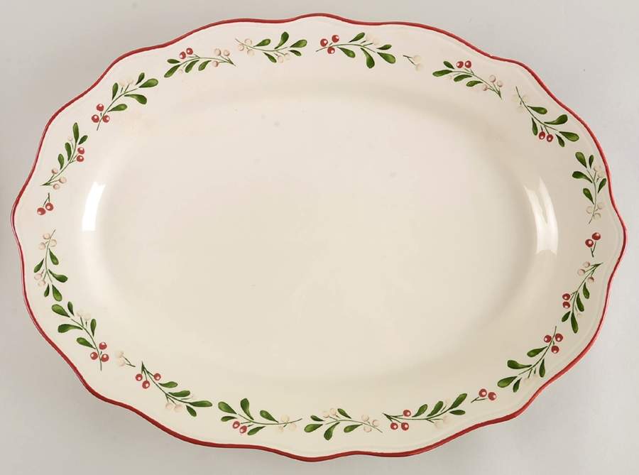 Mistletoe 19" Oval Serving Platter by Better Homes and Gardens-1